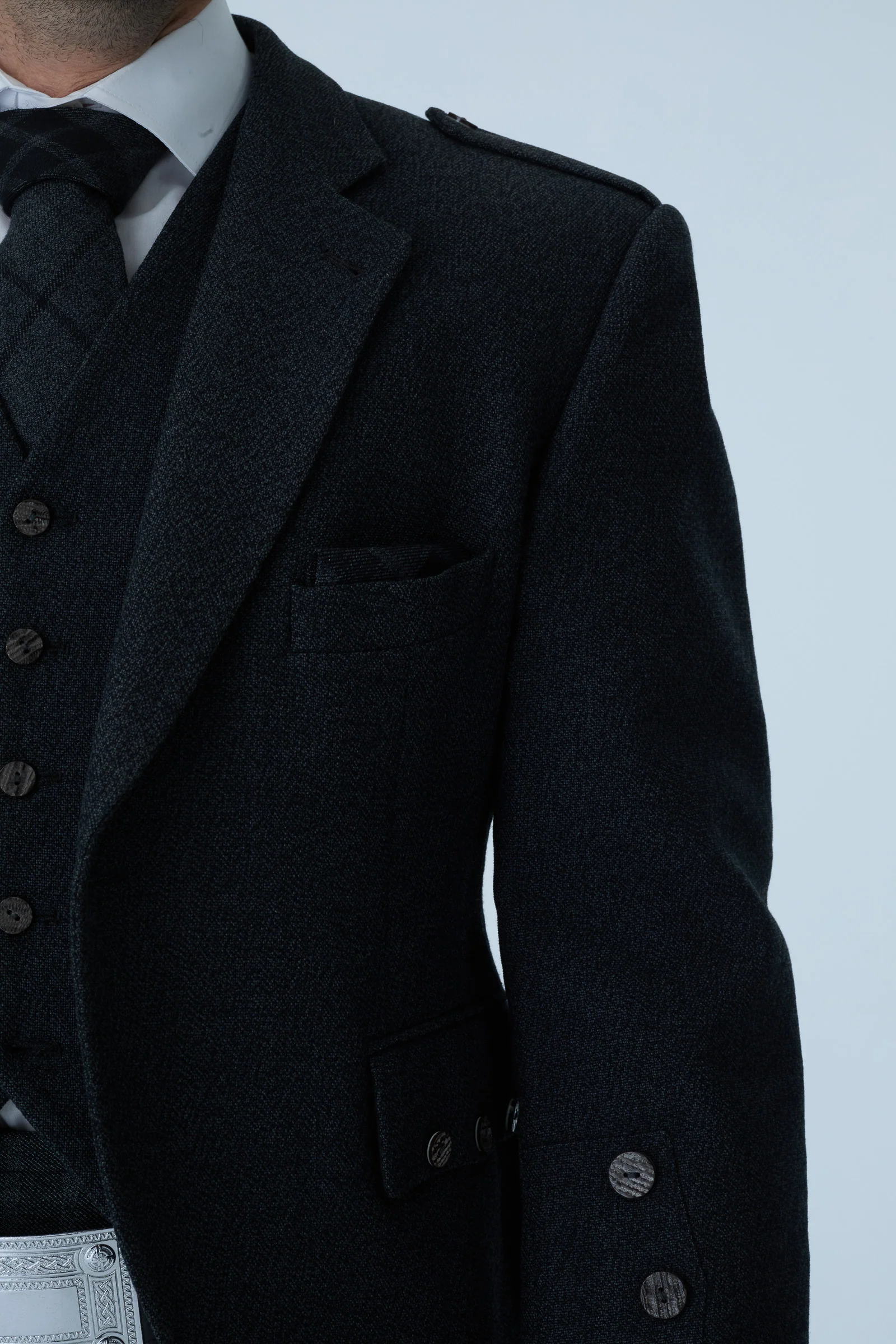 Charcoal Tweed Jacket & Grey Spirit Kilt Hire Package - Image 4