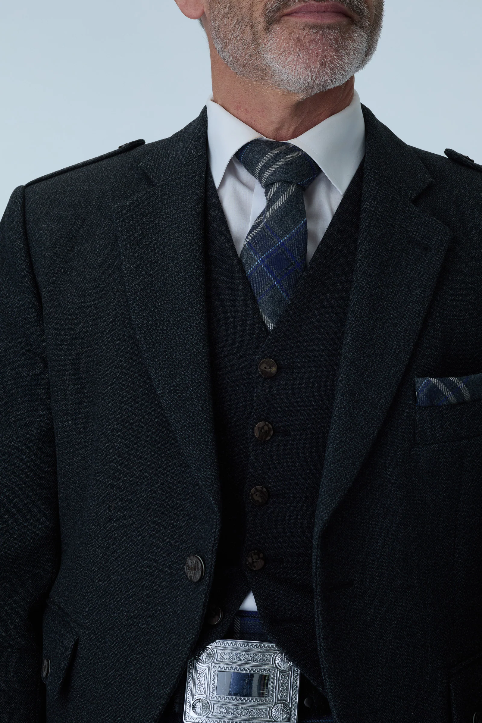 Charcoal Tweed Jacket & Highland Storm Kilt Hire Package - Image 4