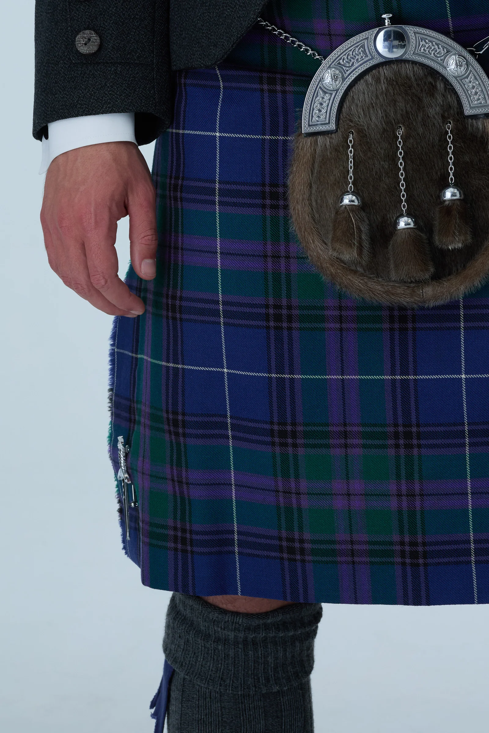 Charcoal Tweed Jacket & Spirit of Bannockburn Kilt Hire Package - Image 5