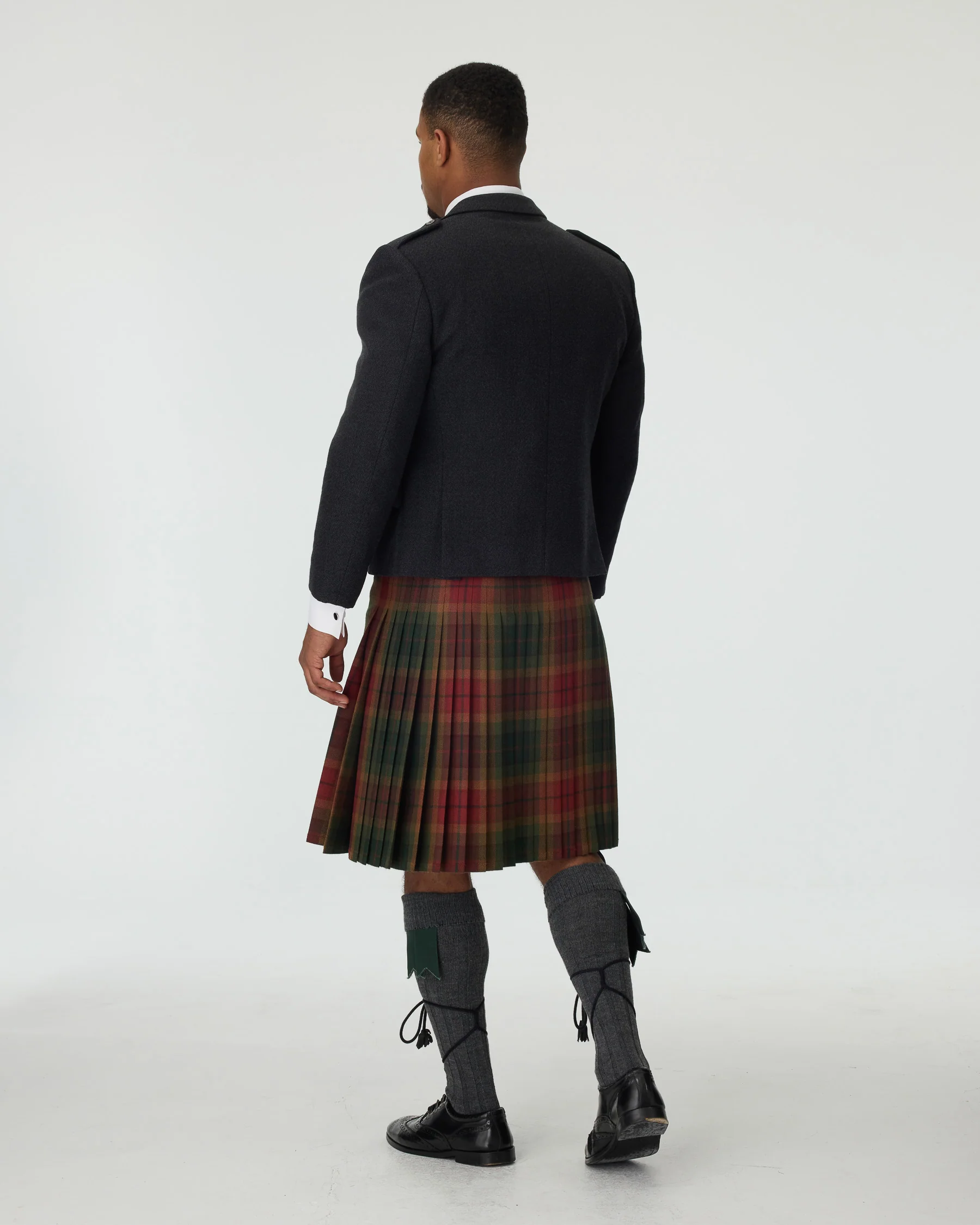 Charcoal Tweed Jacket & Copper Haze Kilt Hire Package - Image 3