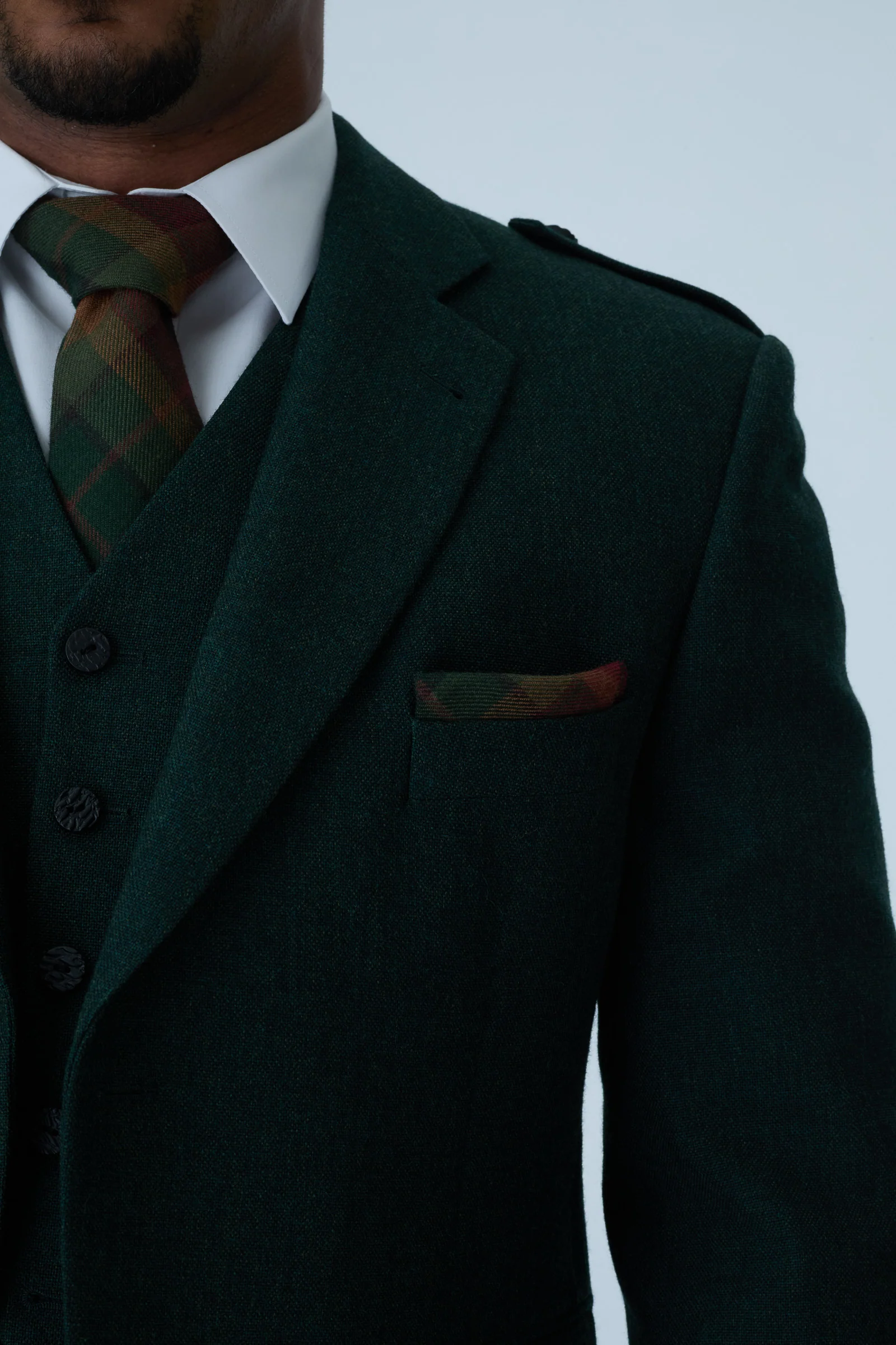 Green Tweed Jacket & Copper Haze Kilt Hire Package - Image 5