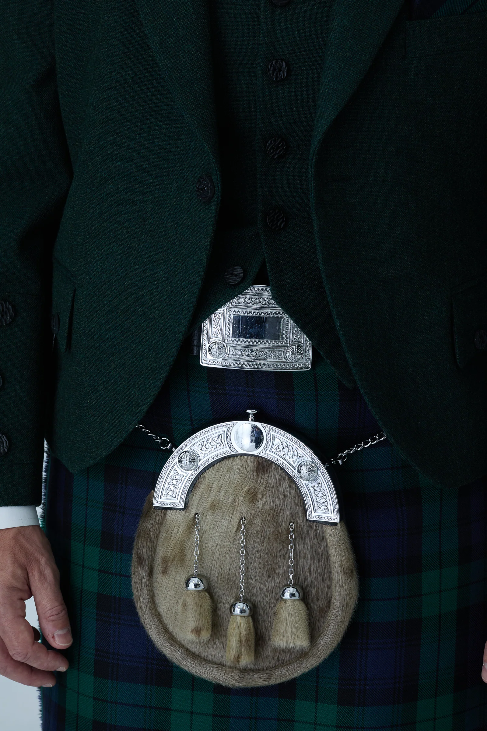 Green Tweed Jacket & Black Watch Kilt Hire Package - Image 5