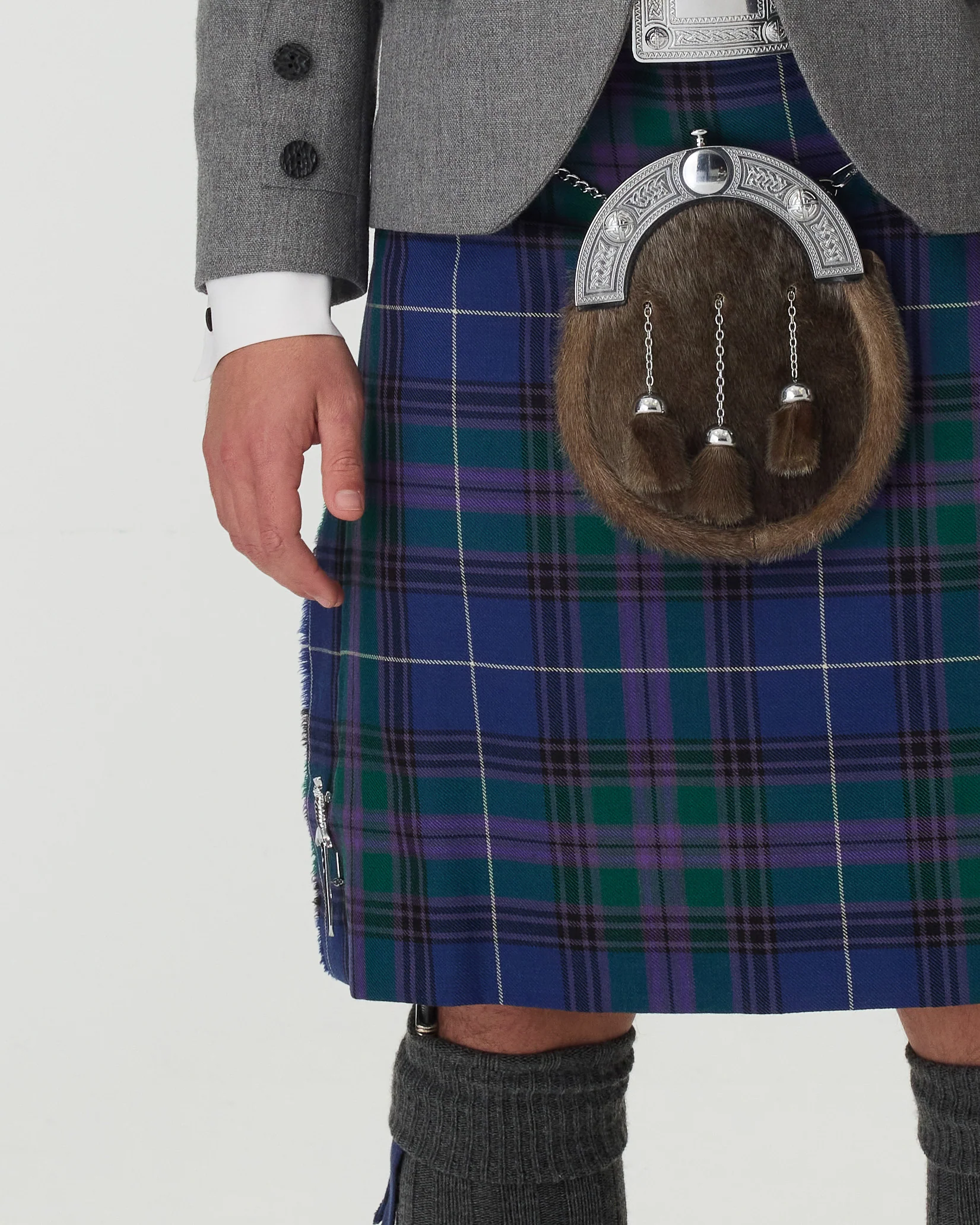 Light Grey Tweed Jacket & Spirit of Bannockburn Kilt Hire Package - Image 5