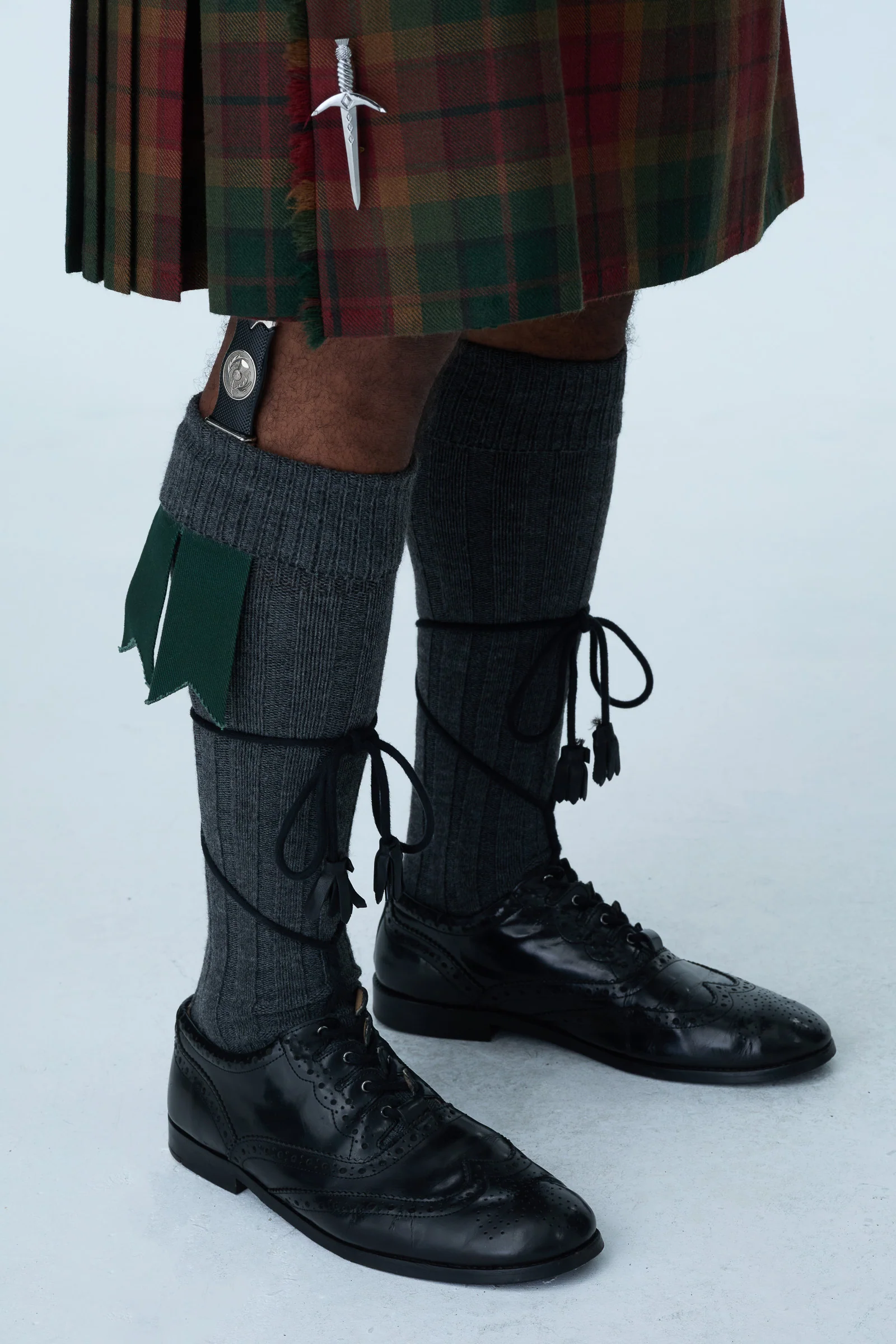 Light Grey Tweed Jacket & Copper Haze Kilt Hire Package - Image 7