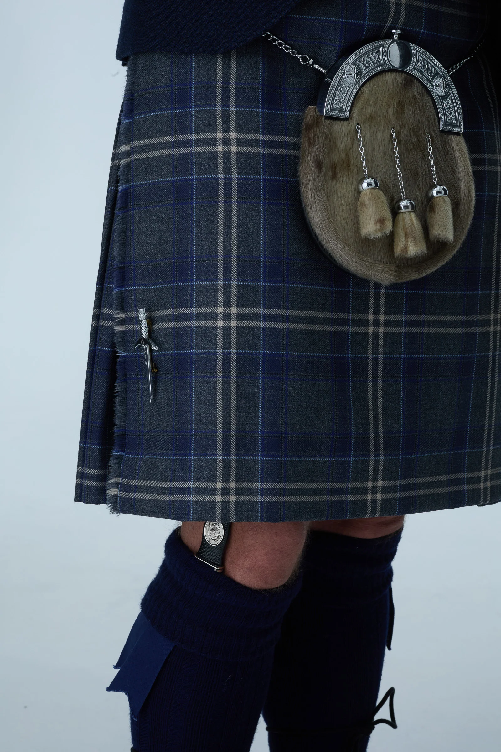 Navy Tweed Jacket & Highland Storm Kilt Hire Package - Image 6