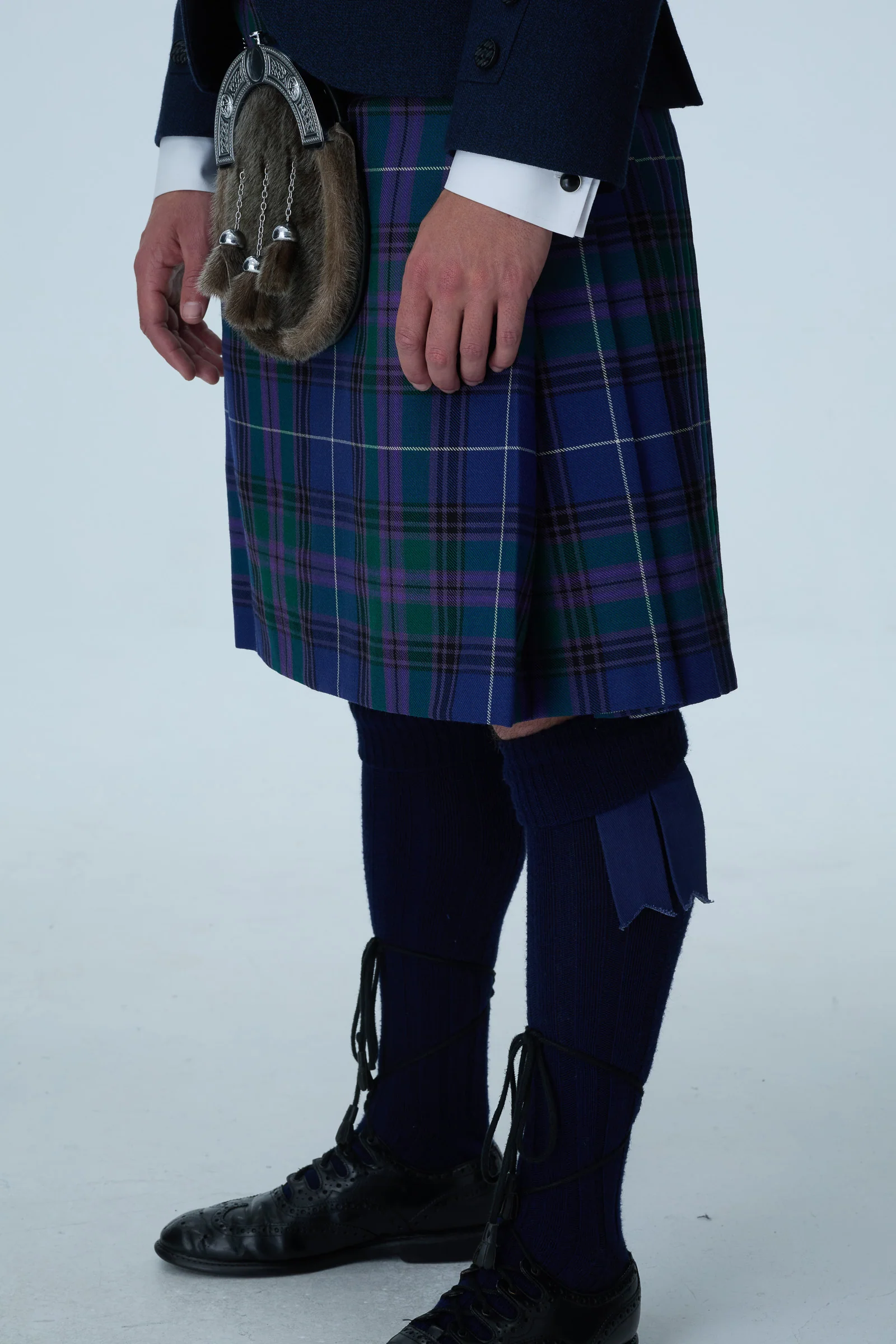 Navy Tweed Jacket & Spirit of Bannockburn Kilt Hire Package - Image 6