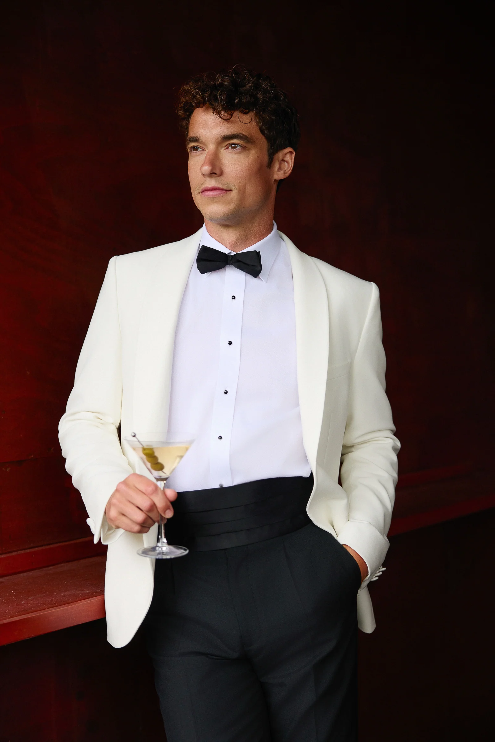 White Tuxedo Suit Hire Package - Image 3